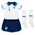 Maillot de foot Angleterre Kyle Walker #2 Domicile vêtements enfant Monde 2022 Manches Courtes (+ pantalon court)